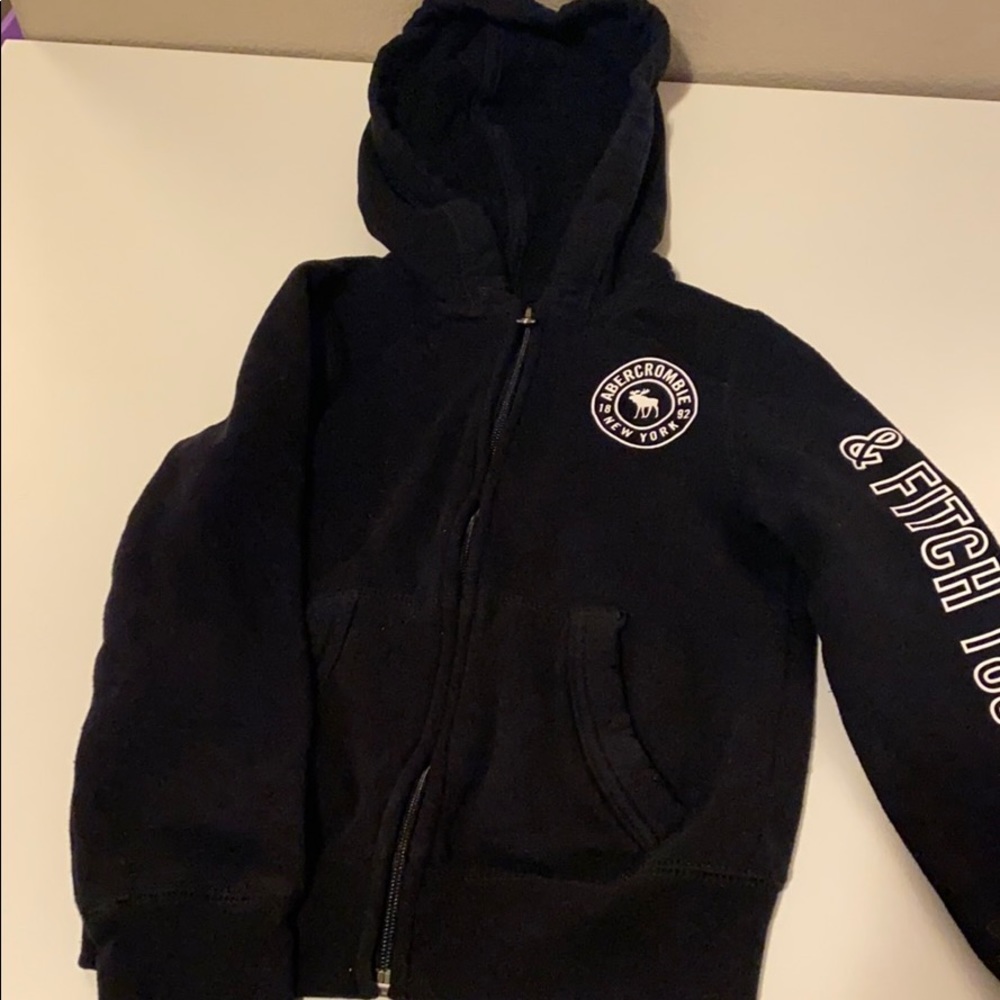 Girls A&F zip up sweater size 5/6